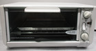 Black & Decker Toast-R-Oven Classic Toaster Bake Defrost TRO200