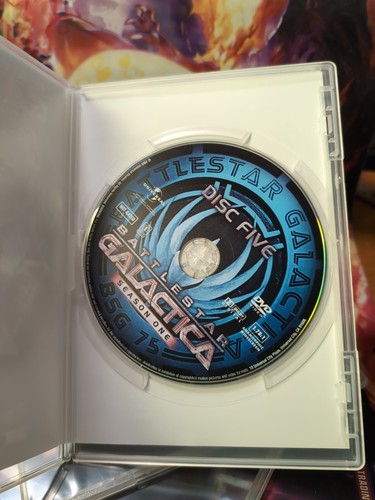 Battlestar Galactica Series (2005, DVD) COMPLETE SEASON 1 Pre-Owned, Rare, HTF - Picture 11 of 13