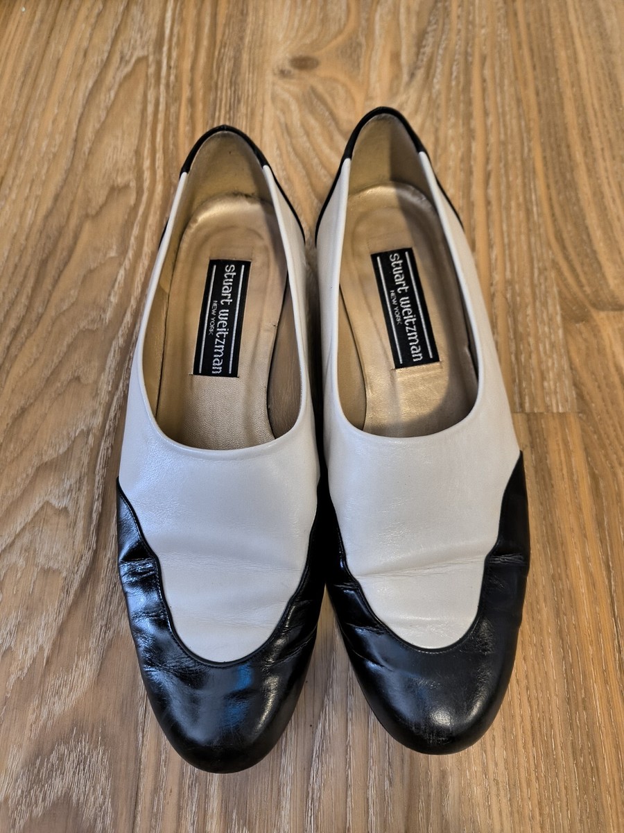Stuart weitzman W Shoes White Black Leather Slip On Sz 7W | eBay display picture 1