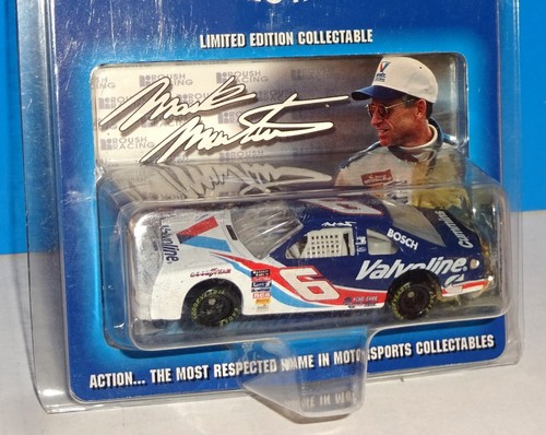 Action Platinum Series NASCAR 1996 Mark Martin Valvoline Ford Thunderbird - Picture 2 of 4