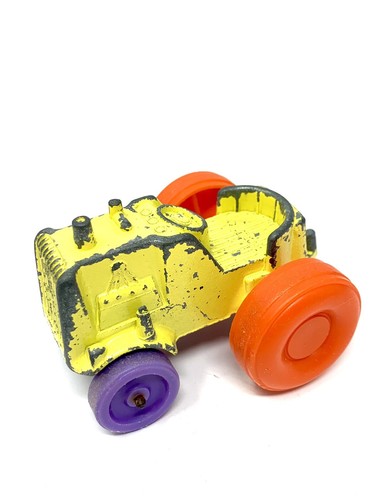 Vintage Tootsie Toy 1967 Yellow Tractor Die Cast  Collector Toy Pre Owned - Picture 1 of 14