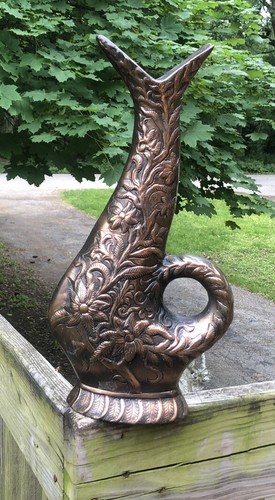RARE Antique Hand Hammered Copper FISH VASE /Sculpture 16x8 - Picture 9 of 11