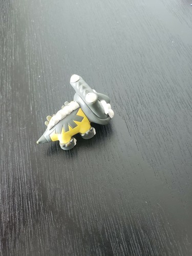 PARTE #1 OTTIENI 2 FIGURE GRATUITE! Centro Pokémon ufficiale Tomy Nintendo Bandai LEGGI - Foto 200 di 523