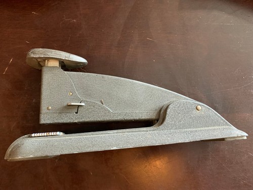 Swingline Stapler 4 - vintage - Speed Products Co Inc. Long Island City New York - Picture 6 of 7