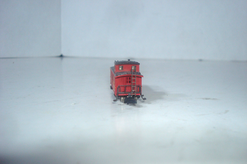MARKLIN Z GAUGE TRAIN 1 JERSEY CENTRAL LOCOMOTIVE 1071 /ATSF RED CABOOSE "WORKS" - Picture 15 of 17