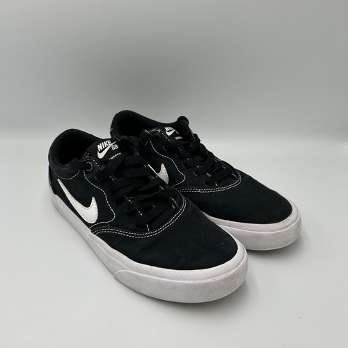 Nike SB Charge, Lace Up Canvas Skate Shoes, No Box 4.5 Y Black