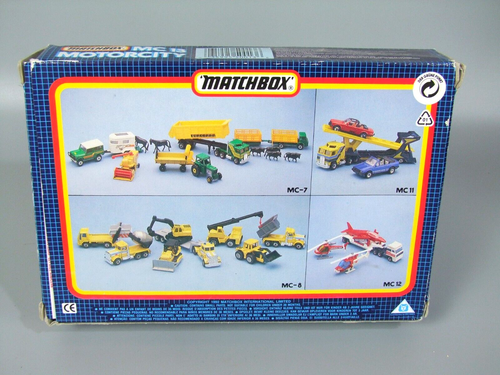 Matchbox MC13 Motorcity Set, Police Car, Recovery Truck, Low Loader, Helicopter - Picture 3 of 8