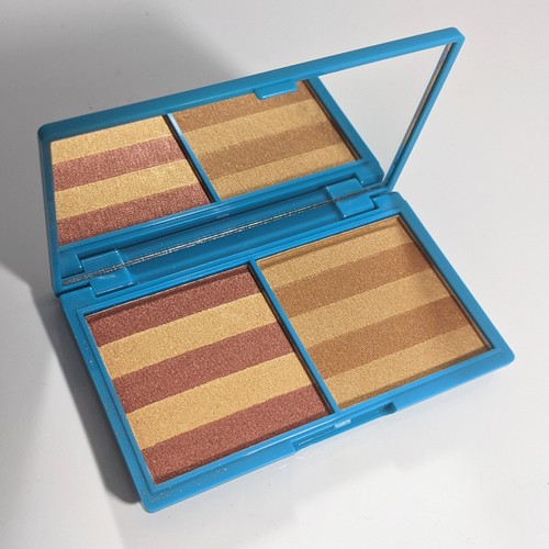 I Heart Revolution x Dr. Seuss Fox in Socks Face Palette Cosmetic Highlighter - Picture 4 of 4