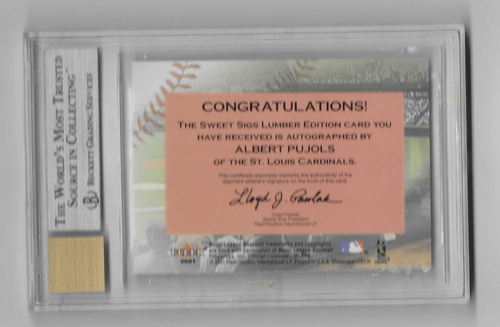 Albert Pujols 2001 Fleer Showcase Sweet Sigs Lumber RC Autograph SP/150 BGS 9 - Picture 2 of 3