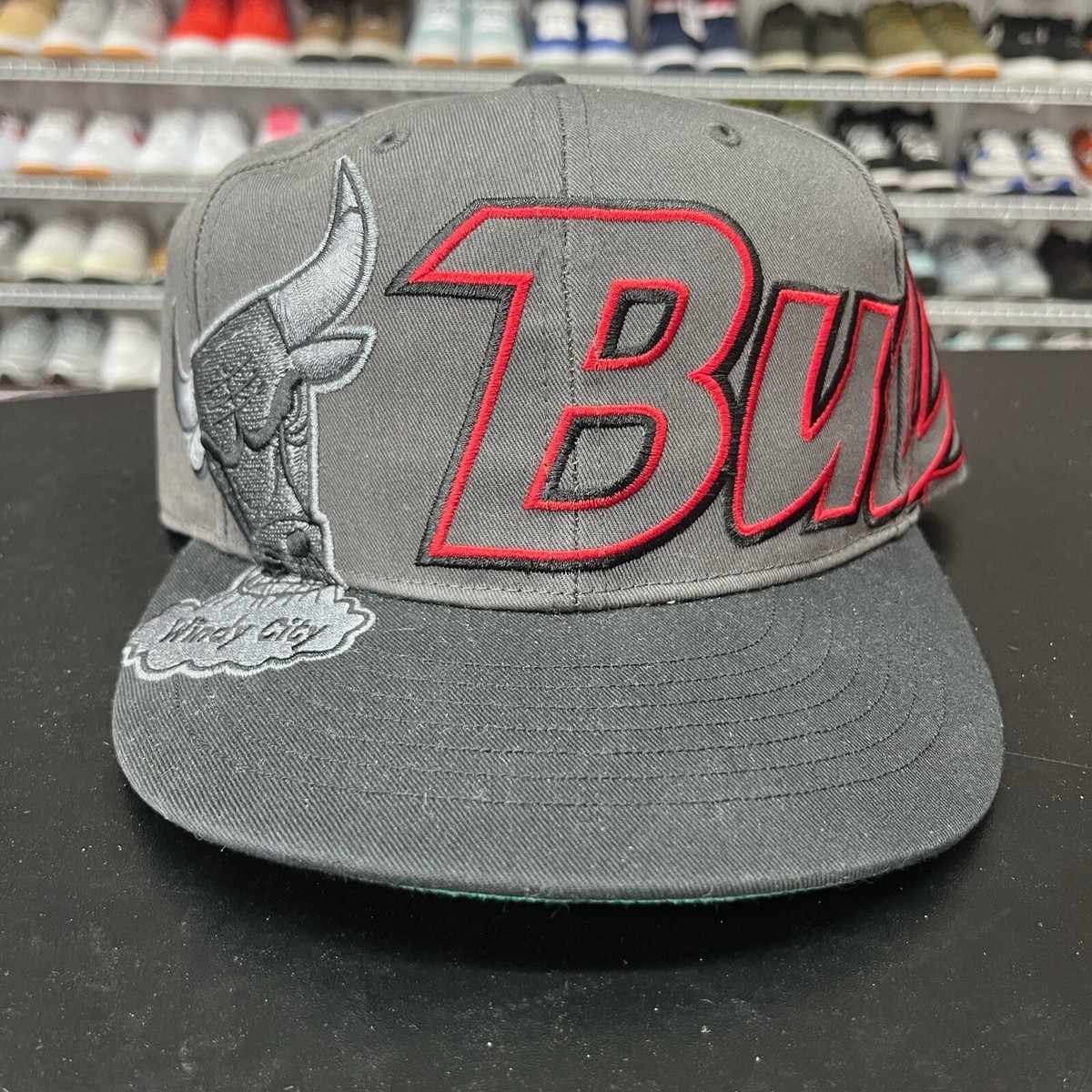 VTG 2000s 47 Brand Chicago Bulls Retro 90s Grey Spell Out