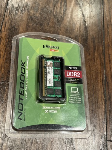 KVR667D2SO/1GR Kingston ValueRAM - Memory - 1 GB - SO DIMM 200-pin - DDR II - - Picture 1 of 4