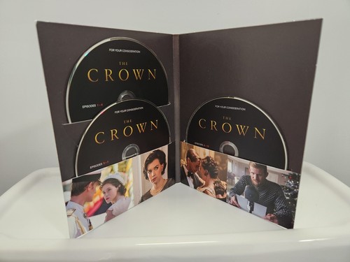 THE CROWN COMPLETE SEASON 2 NETFLIX FYC DVD AWARDS PROMO CLAIRE FOY MATT SMITH - Picture 2 of 4