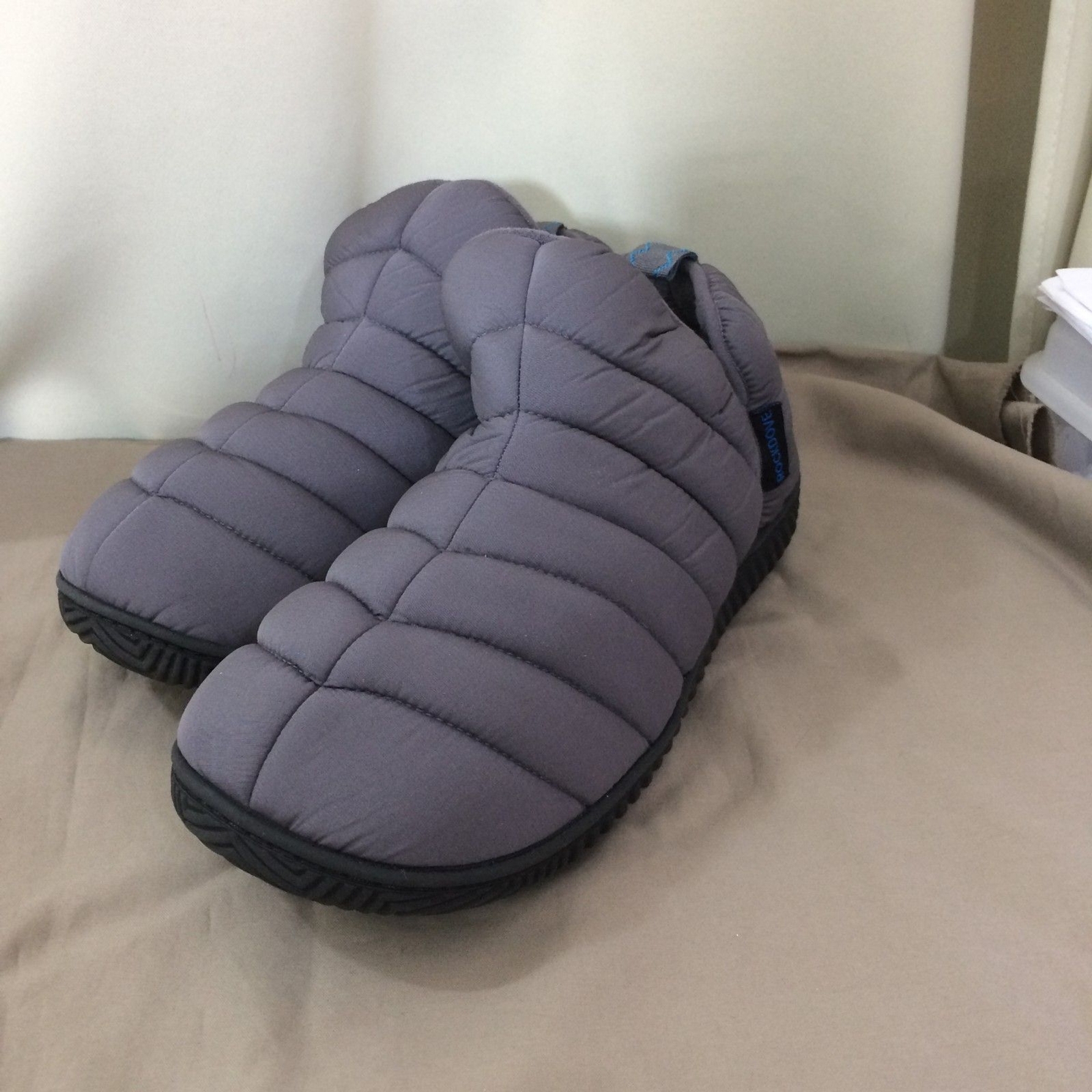 SAOLA RockDove Alpinz Puffer Bootie Ciabatta Grigio Donna 10 Suola Esterno Accogliente Comfort