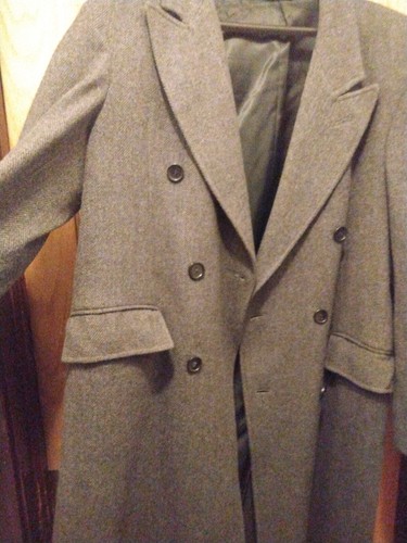 Beautiful Vintage Wool Overcoat Made in Czechoslovakia Men's 24" across chest - Picture 6 of 12