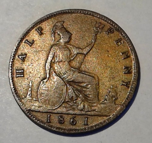 1861 GREAT BRITAIN UK HALF PENNY #J480