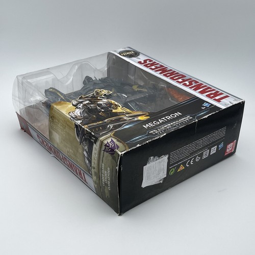 Transformers - Megatron - Premier Edition - Leader Class - Hasbro Action Figure - Foto 5 di 6