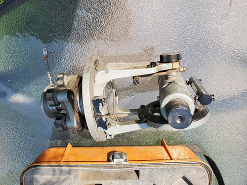 Schneider TT-400 Transit Level Survey Scope & Case Made In Japan - Picture 11 of 16