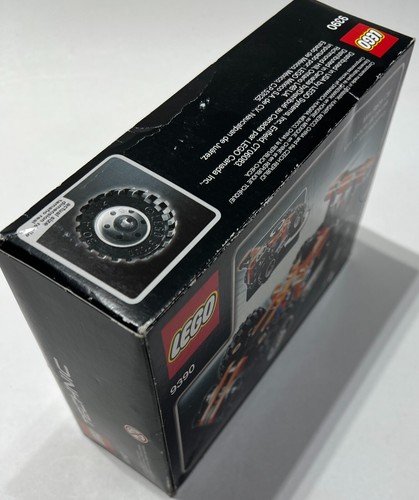 LEGO Technic 9390 Mini Tow Truck (Sealed, but box wear) - Picture 3 of 4