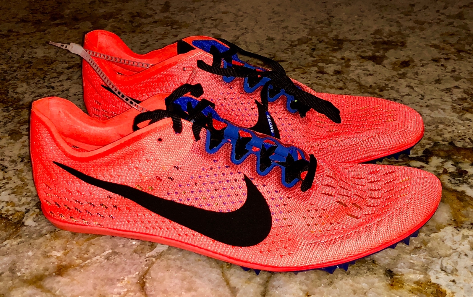 Nike zoom vittoria 3 a metà distanza iper - arancione traccia spuntoni scarpe giovani uomini 6 10 Nike zoom vittoria 3 a metà distanza iper - arancione traccia spuntoni scarpe giovani uomini 6 10