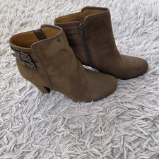 SOFFT Womens Brown Leather Upper Zip Ankle Heel Boots Adj Side Straps Size 9M