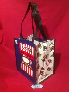 world market lunch bag
