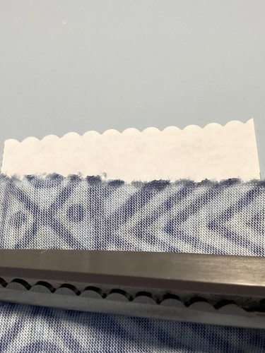 Fiskars 9" Pinking Shears plus 9" Scalloped Cutters Lot of 2 Vintage Scissors - Picture 9 of 9