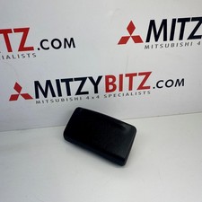 Centre Console Ash Tray for Mitsubishi PAJERO SHOGUN V68W MK3 3.2T