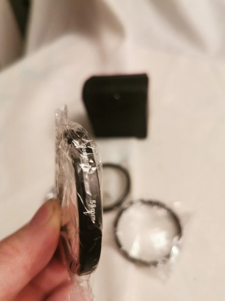 Neewer 55mm 4-piece Close Up Filter Kit +1, 2, 4 & 10 refm - Image 3 of 4