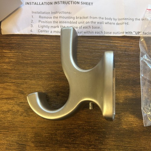 Neu im Karton Moen Voss YB5103 Serie Doppel Badschrank Haken gebürstetes Nickel Badezimmer Schrank - Bild 3 von 5