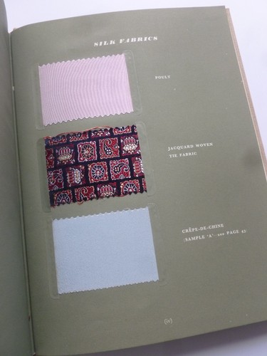 THE SILK BOOK by The Silk and Rayon Users’ Association (1951) – Textiles - Picture 16 of 20
