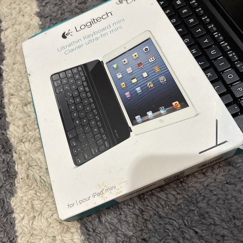 Logitech Ultrathin Keyboard Mini Compatible with iPad Mini New - Picture 1 of 3