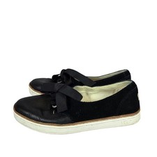 Ugg Australia Womens Carilyn Black Shoes 6 Black Leather Lace Up Ribbon Sneakers