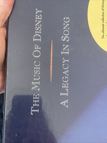 The Music of Disney: A Legacy in Song 3 CD-Box Set with Picture Album! 1992 - Picture 14 of 20