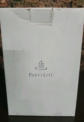 PartyLite Zen Reed Diffuser Holder (Retired) New in Box NIB P9975 - Picture 2 of 5