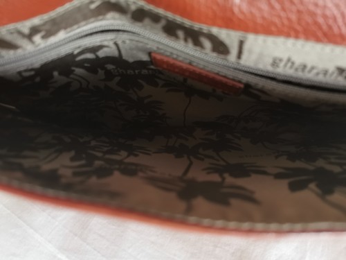 GHARANI STROK Tablet Or Ipad Leather Snakeskinvan Tan Colour Clutch Bag. - Afbeelding 4 van 8