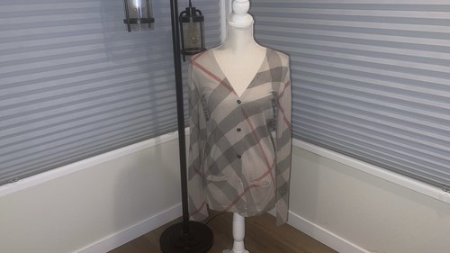 Burberry Beige and Red Checkered Cardigan SZ L - Picture 2 of 7