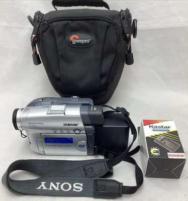Sony DCR-DVD201 HANDYCAM Digital Video Camera Recorder