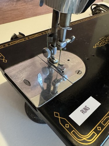Máquina de coser Singer 201-2 1951 coleccionable buen estado de funcionamiento - Imagen 6 de 24