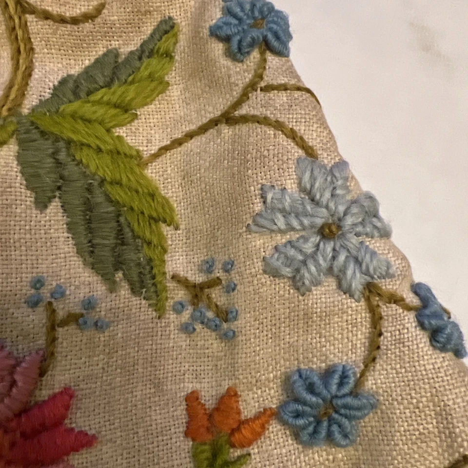 Cartera de lino crewel jacobea vintage con correa de cadena dorada diseño floral y enredaderas Foto 4 de 4