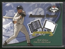 Bret Boone 2002 Fleer Box Score #NNO Amazing Greats Single Swatch MEM