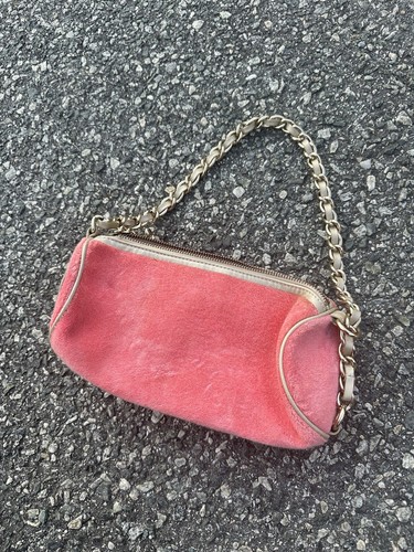 De colección Y2K Juicy Couture Rosa Terciopelo Terry Tela Cadena Barril Bolso Tootsie Cartera Perro - Imagen 3 de 10