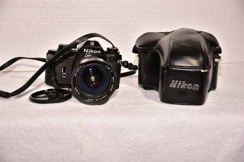 Nikon EM 35mm SLR Camera W/Sigma 21-35mm f3.5-4 Lens