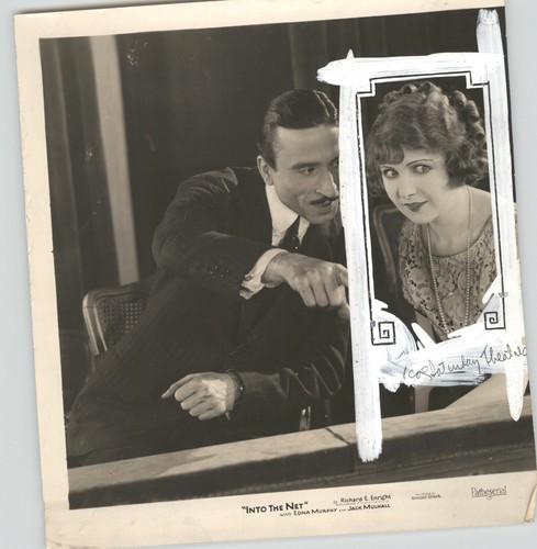 Actores Frank Lackteen, EDNA MURPHY "INTO THE NET" 1924 Foto de prensa - Imagen 1 de 2