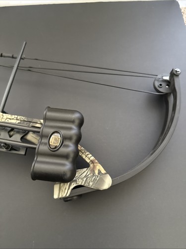 Bear Archery Brave Youth Kids Childrens Bow RH, Camo - Picture 7 of 17