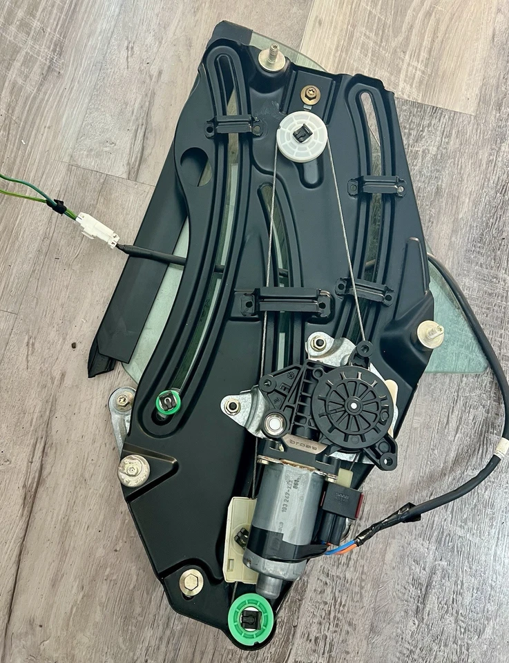 97-06 JAGUAR XK8 CONVERSÍVEL PASSAGEIRO DIREITO QUARTO REGULADOR DE JANELA DE VIDRO FABRICANTE DE EQUIPAMENTO ORIGINAL - Imagem 3 de 4