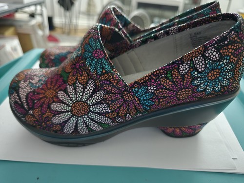 Jambu Miro Pink Floral Women's Sport Wedge Design US Size 7.5M - Picture 2 of 6