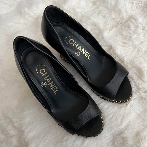Chanel Wedge Heel Sandals Black With Coco Mark Size 34.5 US Gently Used Auth JPN - Picture 3 of 12