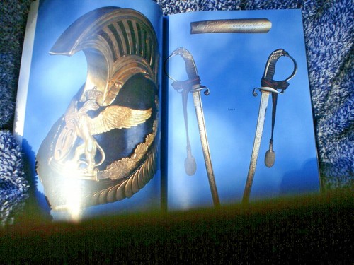 BOOK MILITARY WAR  HISTORICAL OBJECTS CATALOUGE  SWORDS UNIFORMS GERMAN ETC  - Picture 4 of 7