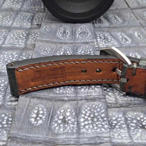 24mm/22mm Exotic Leather Watch Band Bespoke Vintage Minimalist Design - Picture 9 of 12