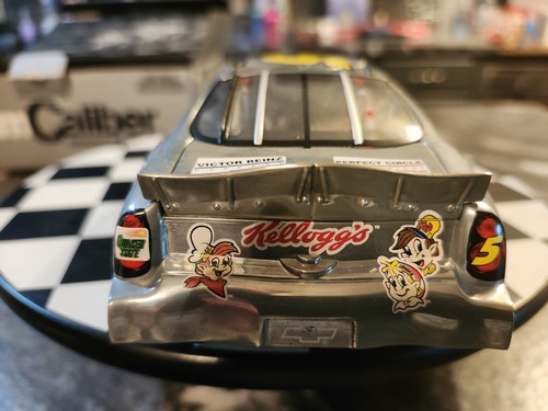 2001 Terry Labonte #5 Kelloggs Team Caliber Owners STEEL 1:24 Chevy Monte Carlo - Picture 9 of 15